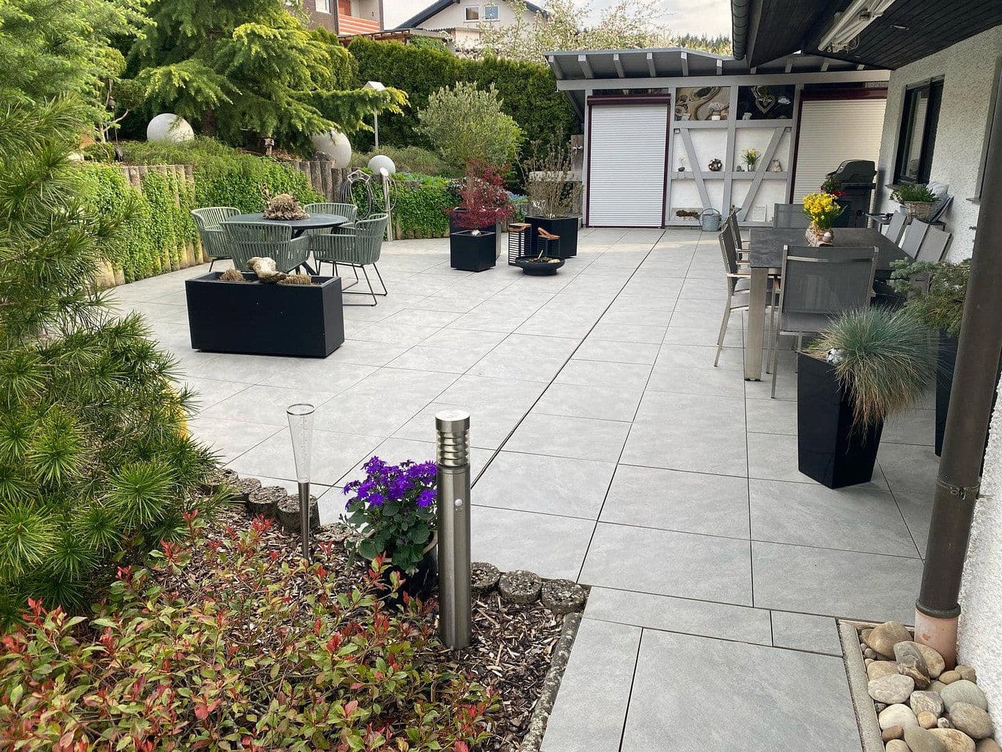 Prodej domu 160 m², pozemek 950 m², Hainstraße 15, Billigheim, Bádensko-Württembersko Prodej domu 160 m², pozemek 950 m², Hainstraße 15, Billigheim, Bádensko-Württembersko