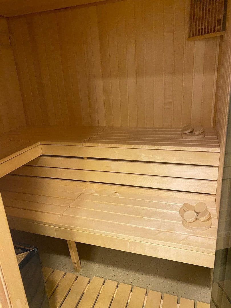 Prodej domu 160 m², pozemek 950 m², Hainstraße 15, Billigheim, Bádensko-Württembersko Prodej domu 160 m², pozemek 950 m², Hainstraße 15, Billigheim, Bádensko-Württembersko