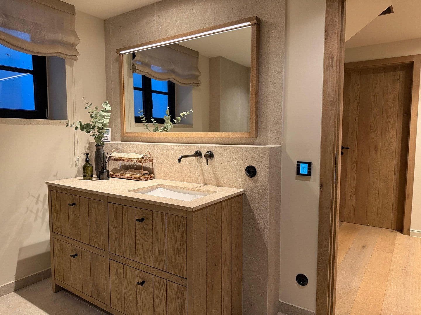 Prodej domu 259 m², pozemek 710 m², Am Strom 4b, Ahrenshoop, Mecklenburg-Vorpommern Prodej domu 259 m², pozemek 710 m², Am Strom 4b, Ahrenshoop, Mecklenburg-Vorpommern