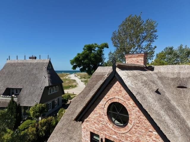 Prodej domu 259 m², pozemek 710 m², Am Strom 4b, Ahrenshoop, Mecklenburg-Vorpommern Prodej domu 259 m², pozemek 710 m², Am Strom 4b, Ahrenshoop, Mecklenburg-Vorpommern