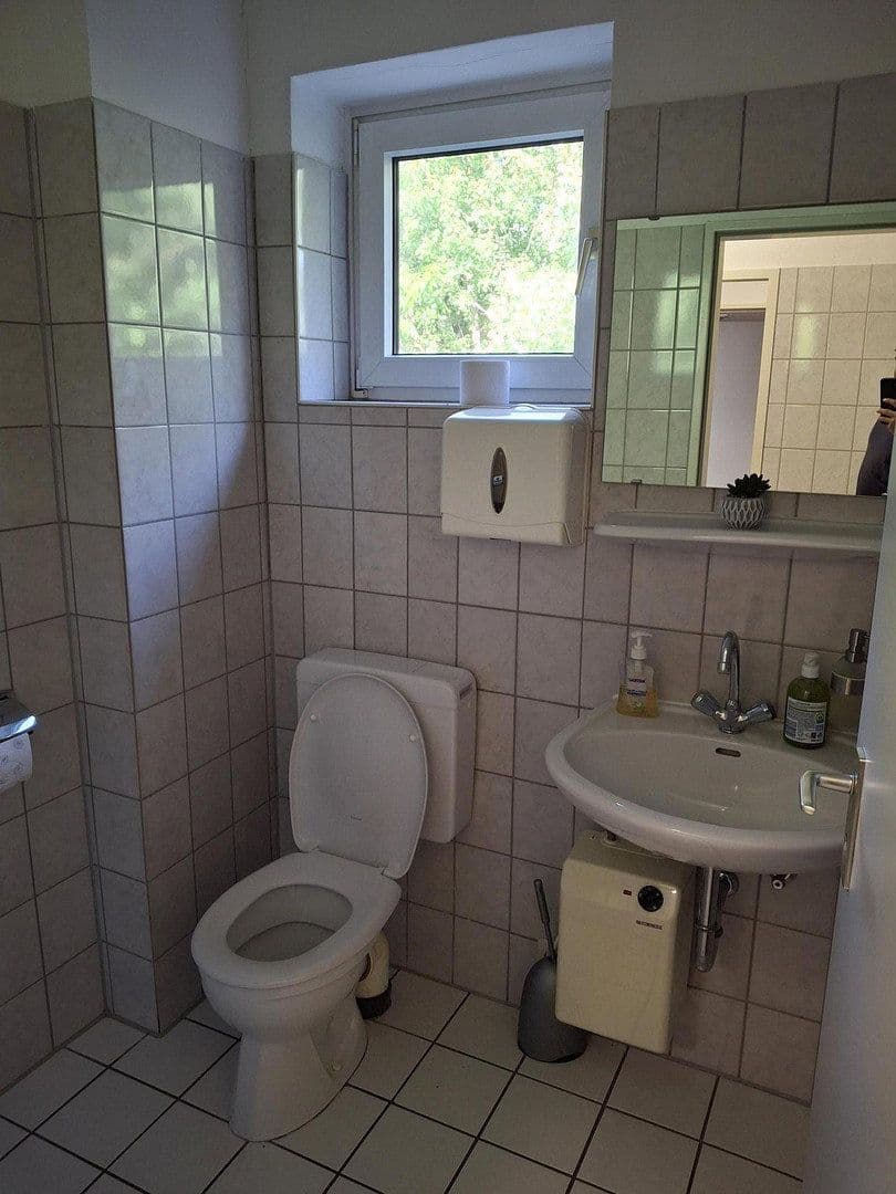 Pronájem kanceláře 55 m², Oststrasse 122 B, Norderstedt, Šlesvicko-Holštýnsko Pronájem kanceláře 55 m², Oststrasse 122 B, Norderstedt, Šlesvicko-Holštýnsko