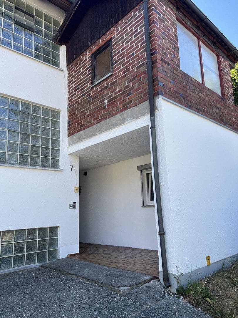 Prodej bytu 4+1 104 m², Kellerstraße 7, Taufkirchen, Bavorsko Prodej bytu 4+1 104 m², Kellerstraße 7, Taufkirchen, Bavorsko