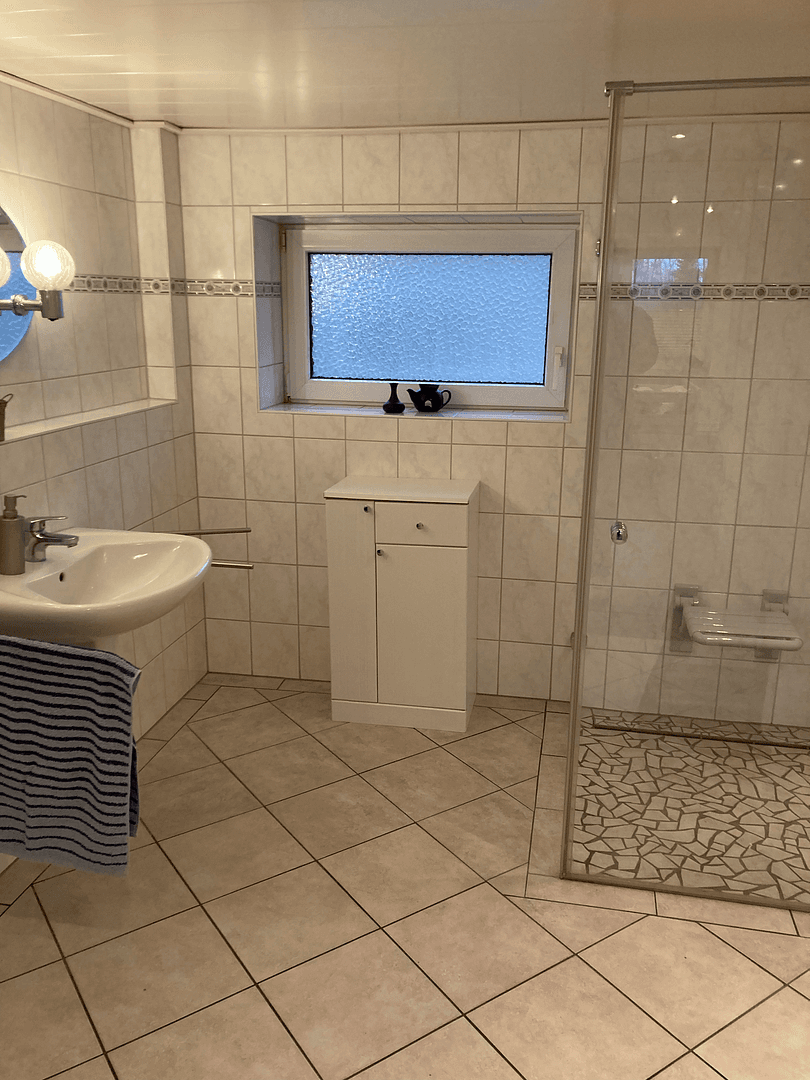 Prodej domu 86 m², pozemek 8.278 m², Husum, Šlesvicko-Holštýnsko Prodej domu 86 m², pozemek 8.278 m², Husum, Šlesvicko-Holštýnsko