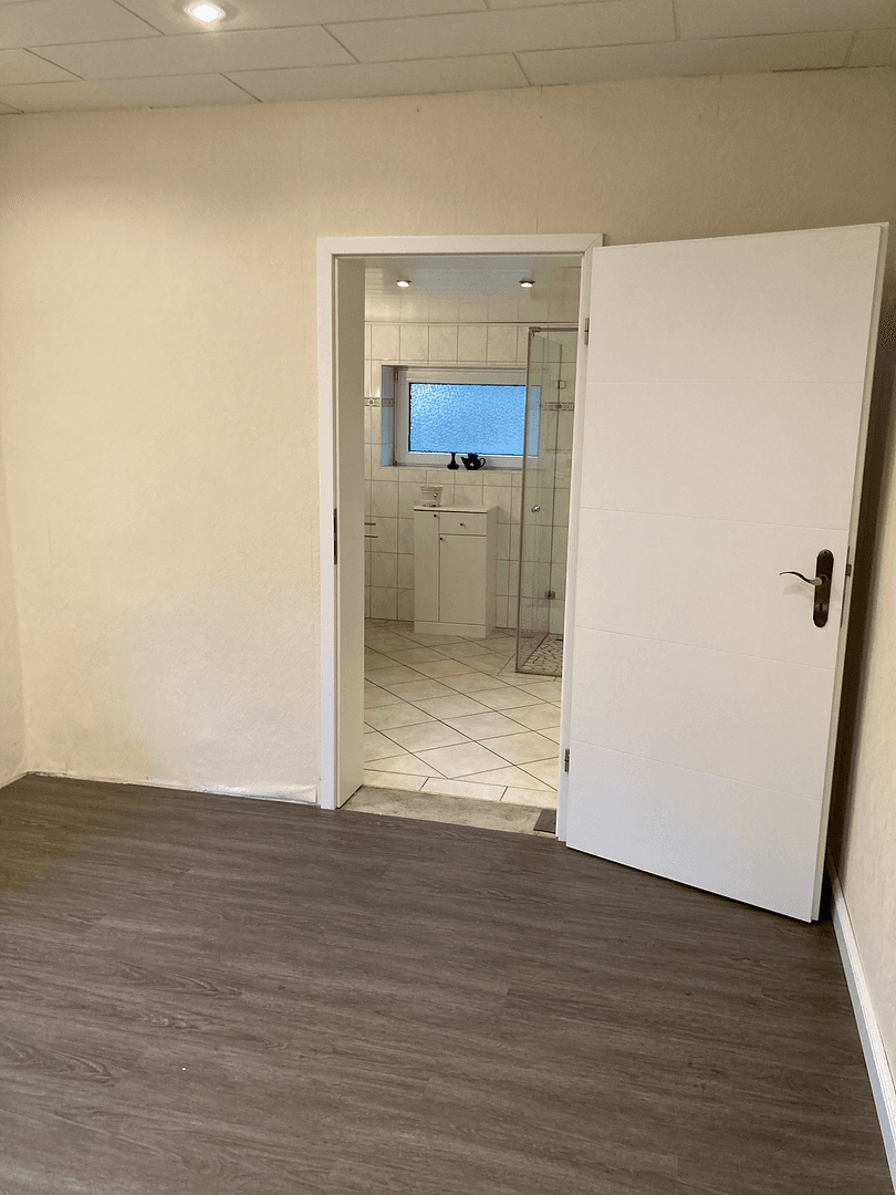 Prodej domu 86 m², pozemek 8.278 m², Husum, Šlesvicko-Holštýnsko Prodej domu 86 m², pozemek 8.278 m², Husum, Šlesvicko-Holštýnsko