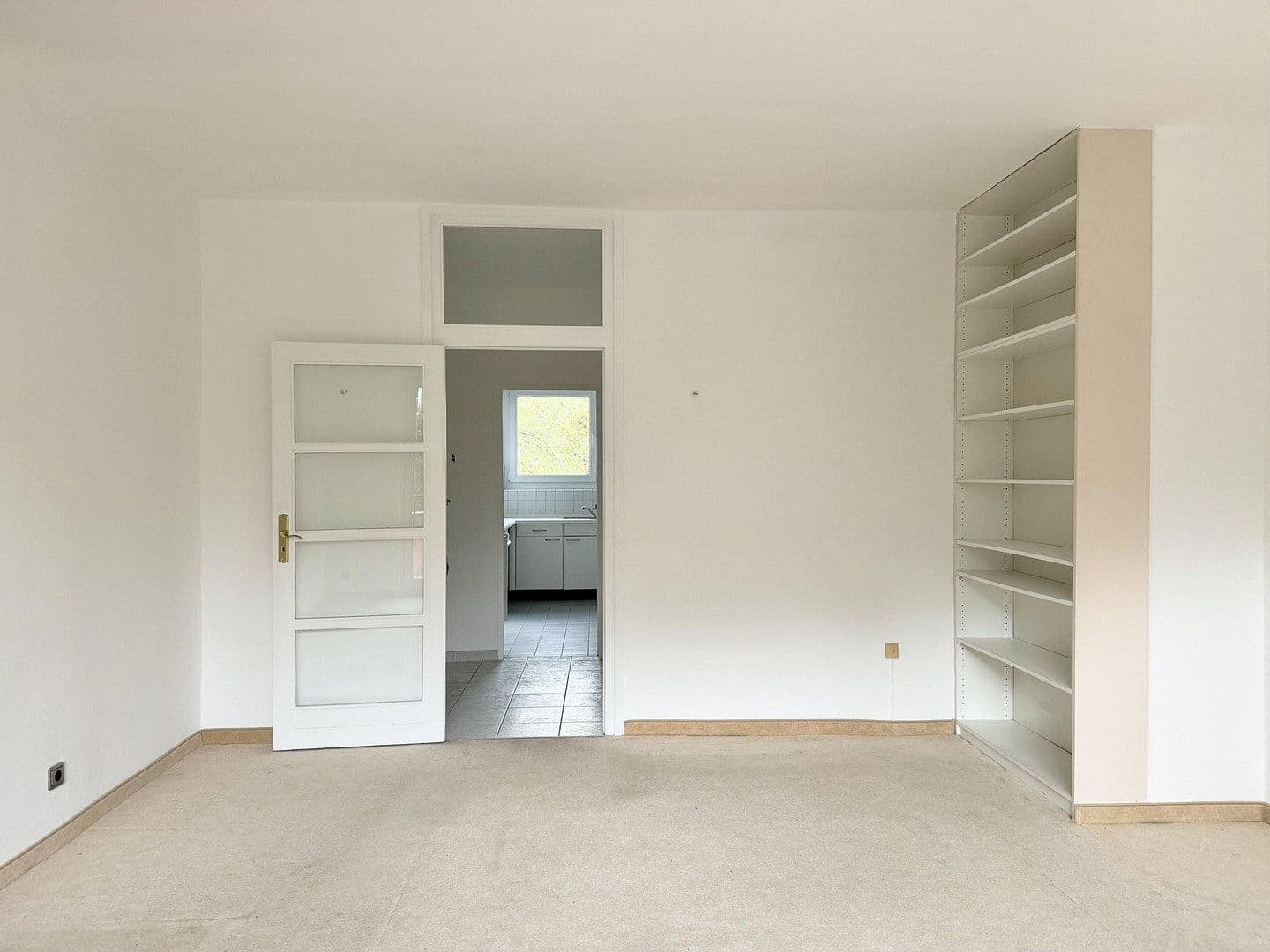 Prodej bytu 3+1 85 m², Berlin, Berlín Prodej bytu 3+1 85 m², Berlin, Berlín