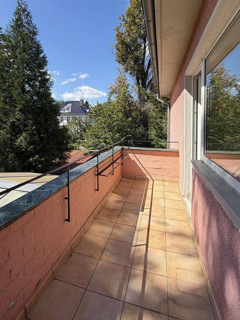 Prodej bytu 3+1 85 m², Berlin, Berlín Prodej bytu 3+1 85 m², Berlin, Berlín