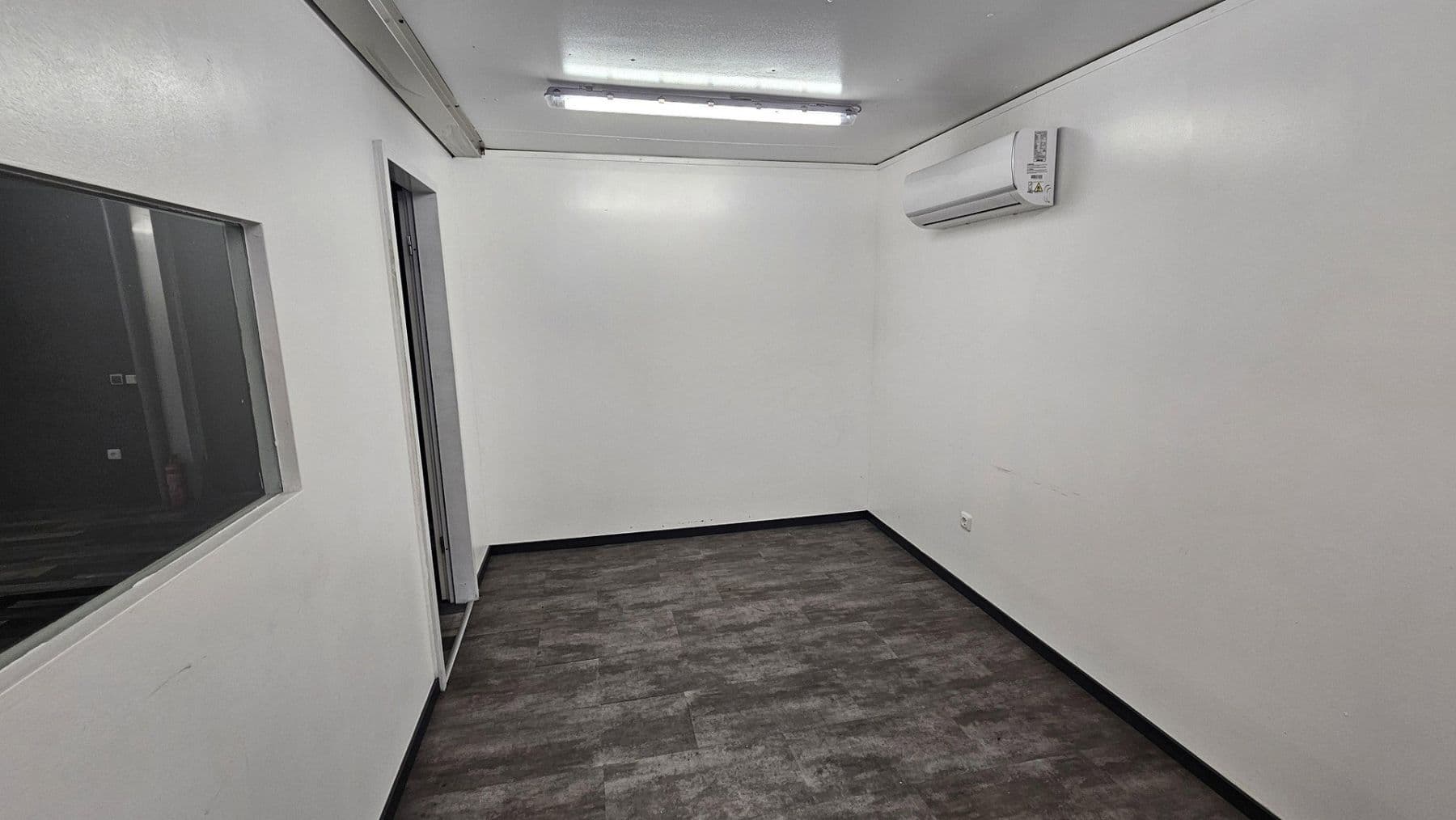 Pronájem garáže 560 m², Linnnicherstr 88, Alsdorf, Severní Porýní-Vestfálsko Pronájem garáže 560 m², Linnnicherstr 88, Alsdorf, Severní Porýní-Vestfálsko
