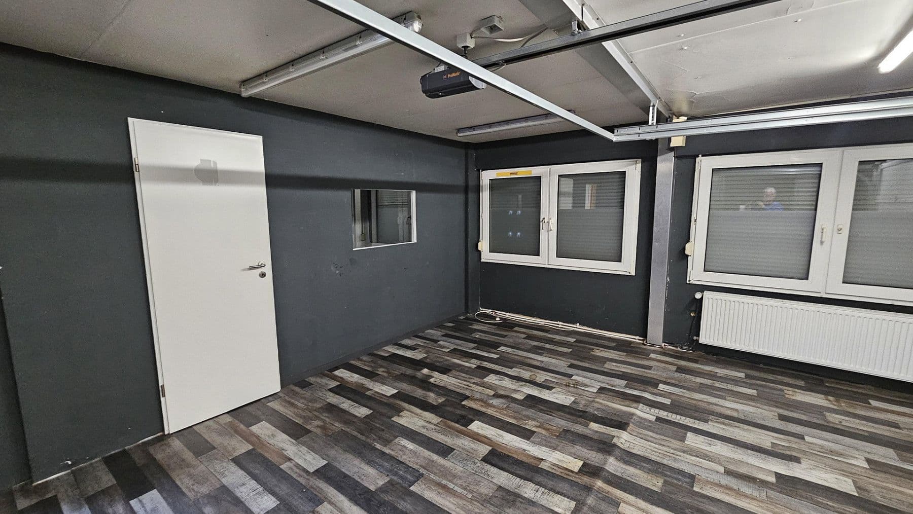 Pronájem garáže 560 m², Linnnicherstr 88, Alsdorf, Severní Porýní-Vestfálsko Pronájem garáže 560 m², Linnnicherstr 88, Alsdorf, Severní Porýní-Vestfálsko