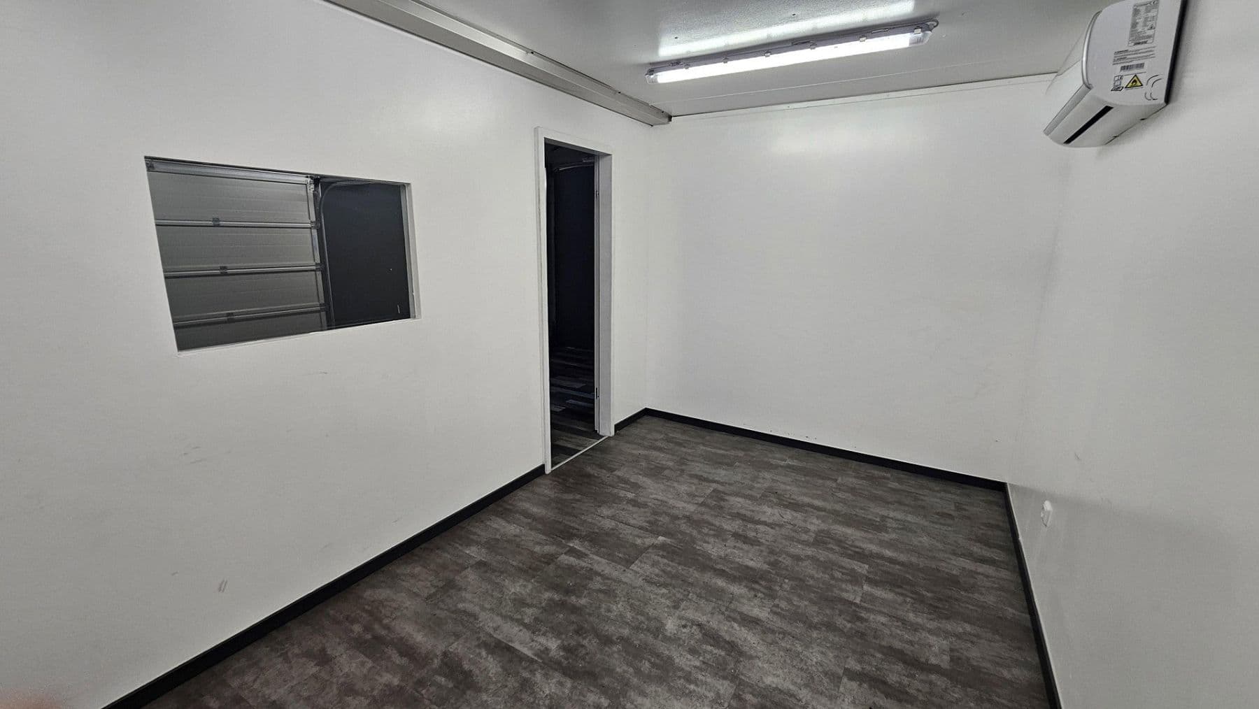 Pronájem garáže 560 m², Linnnicherstr 88, Alsdorf, Severní Porýní-Vestfálsko Pronájem garáže 560 m², Linnnicherstr 88, Alsdorf, Severní Porýní-Vestfálsko