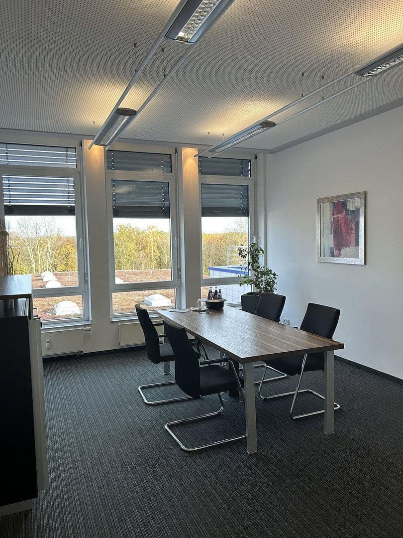 Pronájem kanceláře 350 m², Elisabeth-Selbert-Str. 19, Langenfeld (Rheinland), Severní Porýní-Vestfálsko Pronájem kanceláře 350 m², Elisabeth-Selbert-Str. 19, Langenfeld (Rheinland), Severní Porýní-Vestfálsko