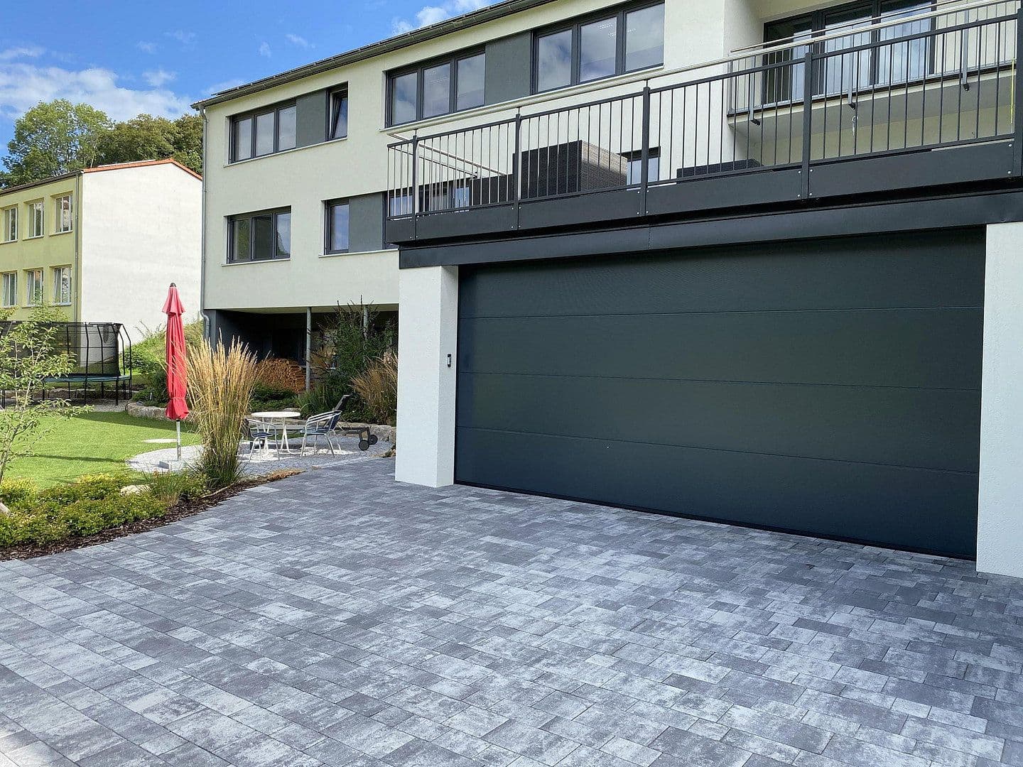 Pronájem bytu 6+1 304 m², Badstr. 131, Egloffstein, Bavorsko Pronájem bytu 6+1 304 m², Badstr. 131, Egloffstein, Bavorsko
