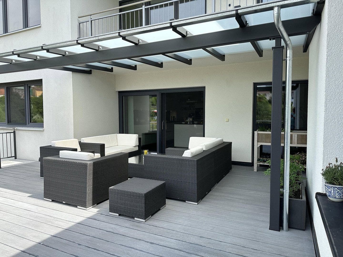 Pronájem bytu 6+1 304 m², Badstr. 131, Egloffstein, Bavorsko Pronájem bytu 6+1 304 m², Badstr. 131, Egloffstein, Bavorsko