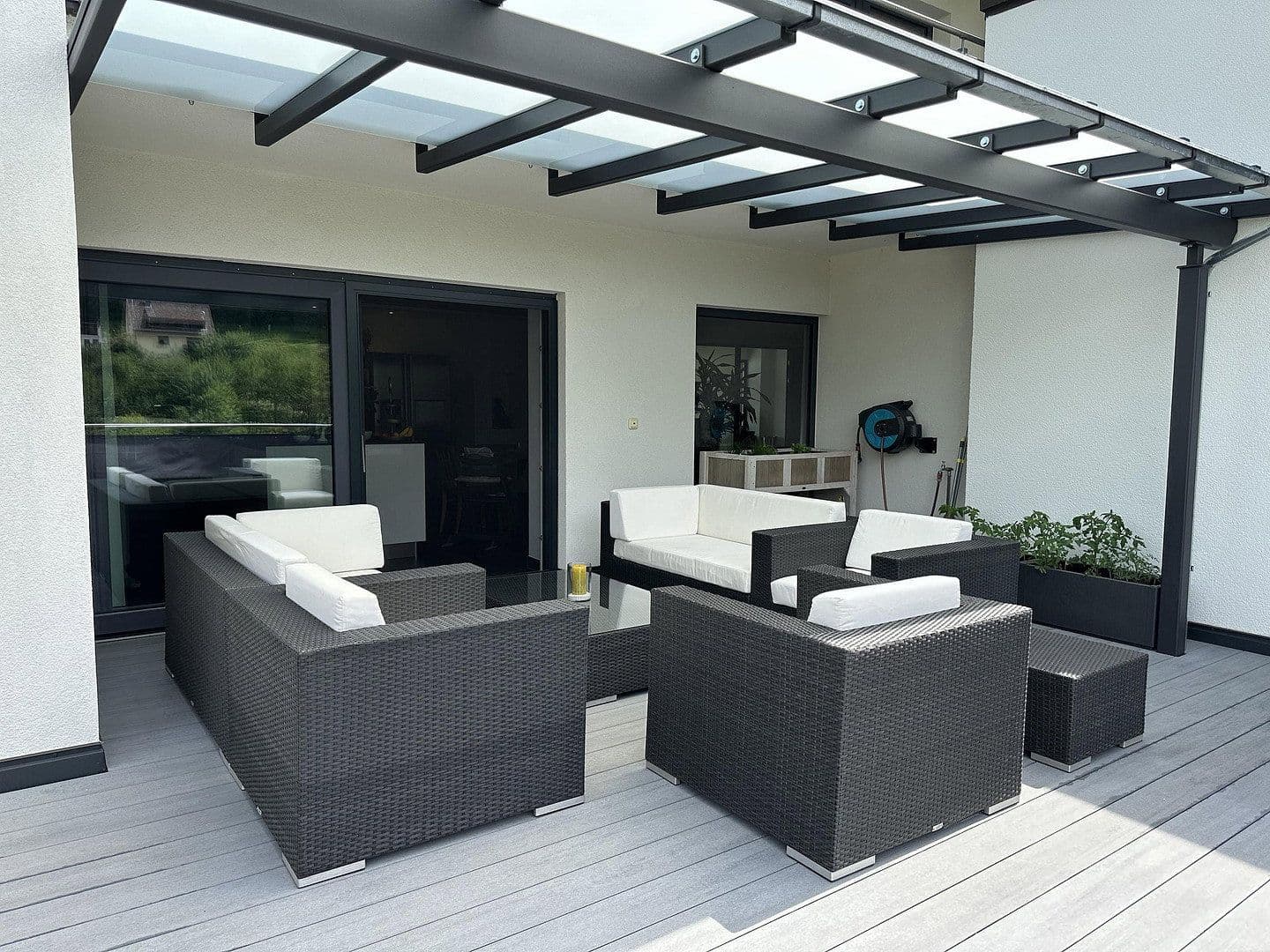 Pronájem bytu 6+1 304 m², Badstr. 131, Egloffstein, Bavorsko Pronájem bytu 6+1 304 m², Badstr. 131, Egloffstein, Bavorsko