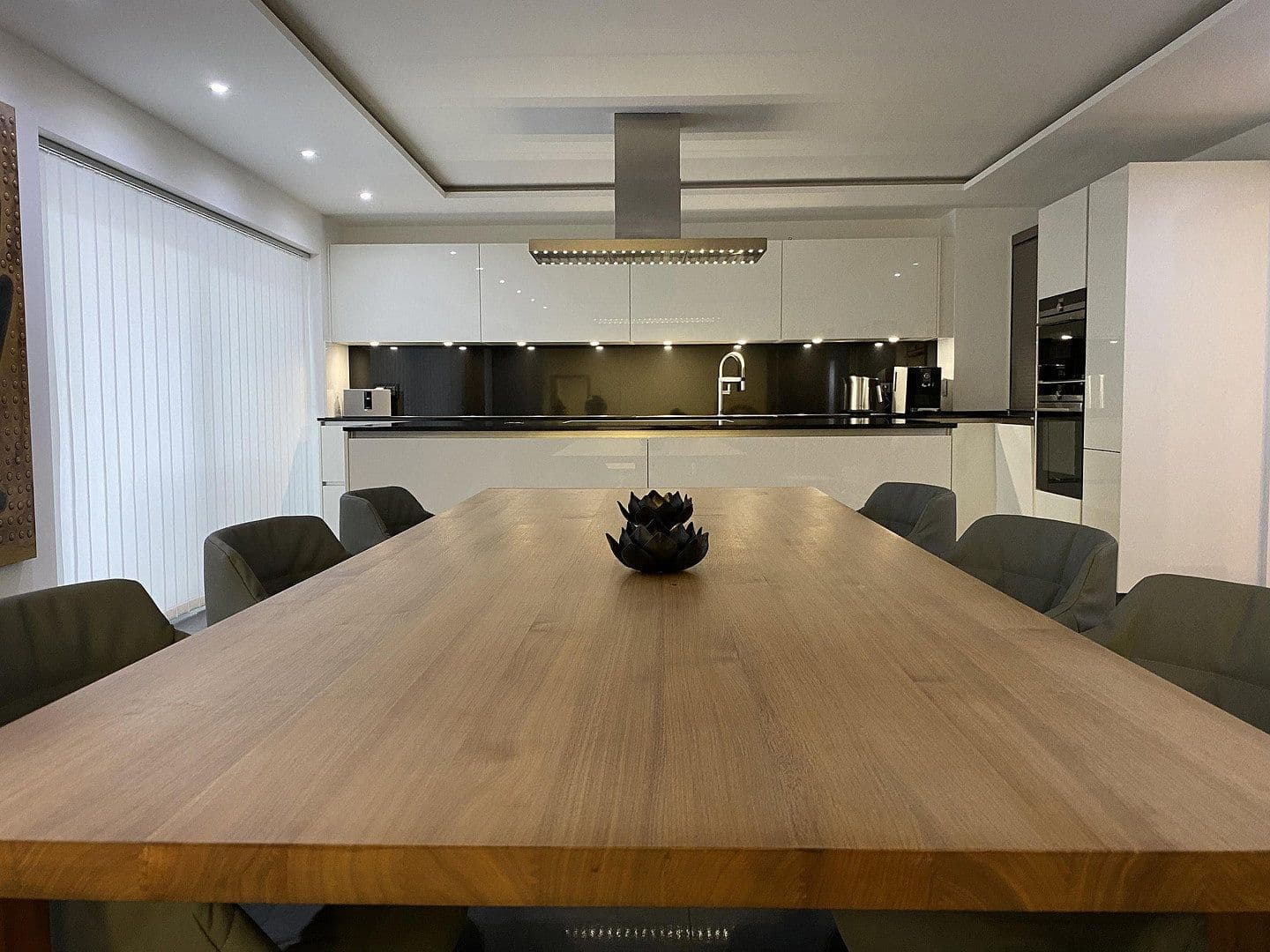 Pronájem bytu 6+1 304 m², Badstr. 131, Egloffstein, Bavorsko Pronájem bytu 6+1 304 m², Badstr. 131, Egloffstein, Bavorsko
