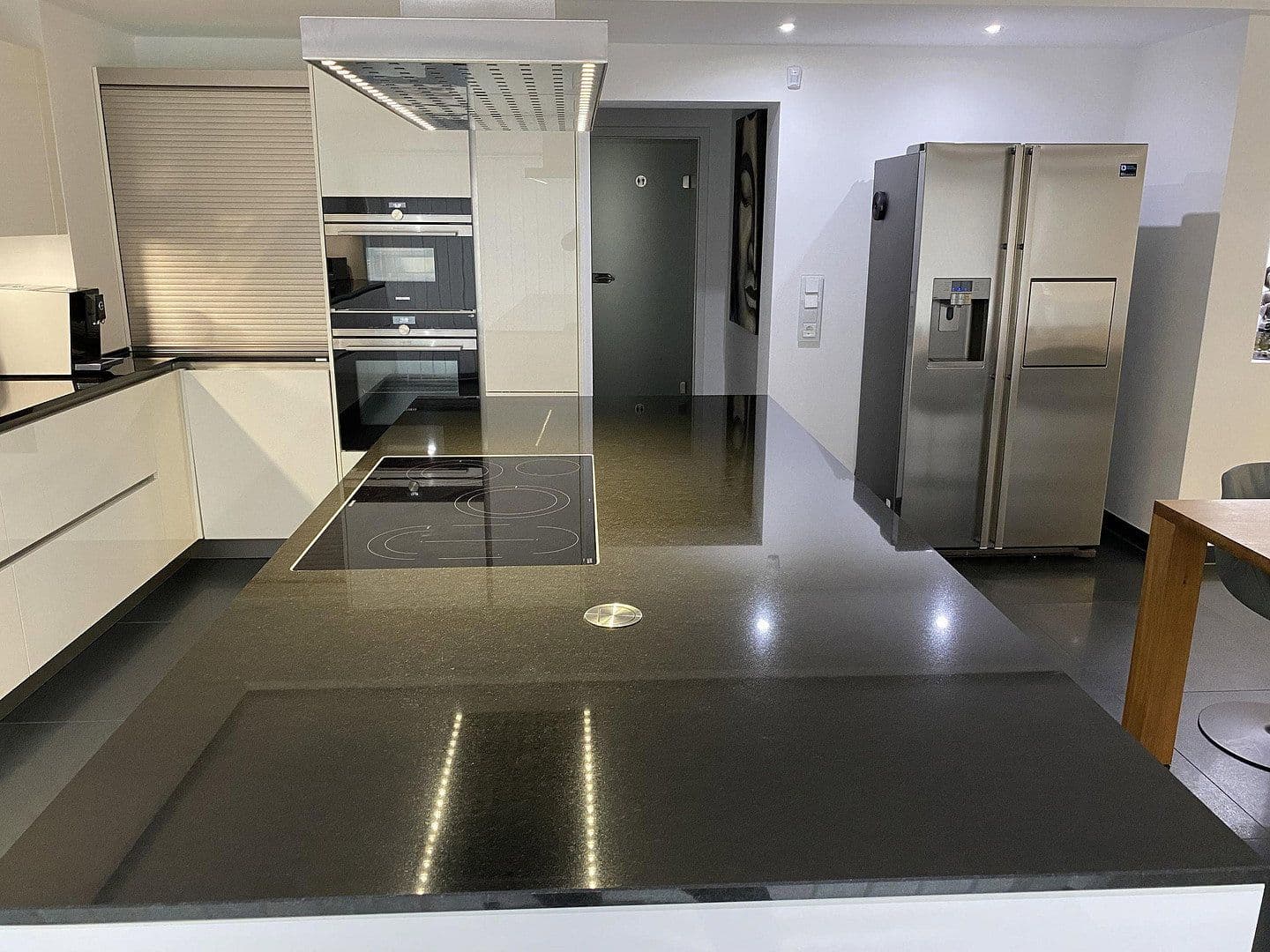 Pronájem bytu 6+1 304 m², Badstr. 131, Egloffstein, Bavorsko Pronájem bytu 6+1 304 m², Badstr. 131, Egloffstein, Bavorsko