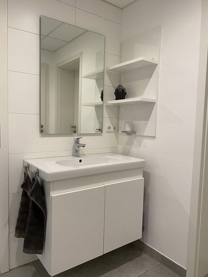Pronájem bytu 6+1 304 m², Badstr. 131, Egloffstein, Bavorsko Pronájem bytu 6+1 304 m², Badstr. 131, Egloffstein, Bavorsko