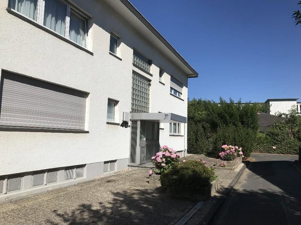 Pronájem bytu 1+1 35 m², Bonn, Severní Porýní-Vestfálsko Pronájem bytu 1+1 35 m², Bonn, Severní Porýní-Vestfálsko