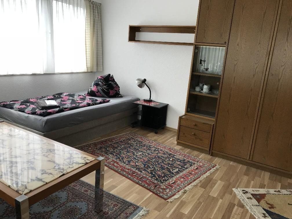 Pronájem bytu 1+1 35 m², Bonn, Severní Porýní-Vestfálsko Pronájem bytu 1+1 35 m², Bonn, Severní Porýní-Vestfálsko