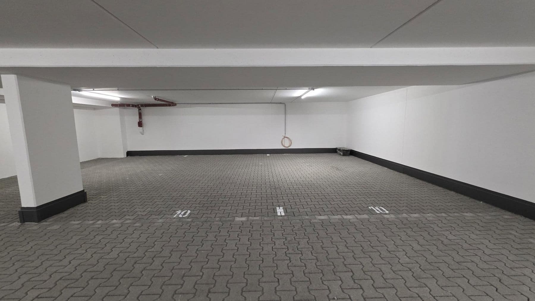 Pronájem bytu 4+1 114 m², Trier, Porýní-Falc Pronájem bytu 4+1 114 m², Trier, Porýní-Falc