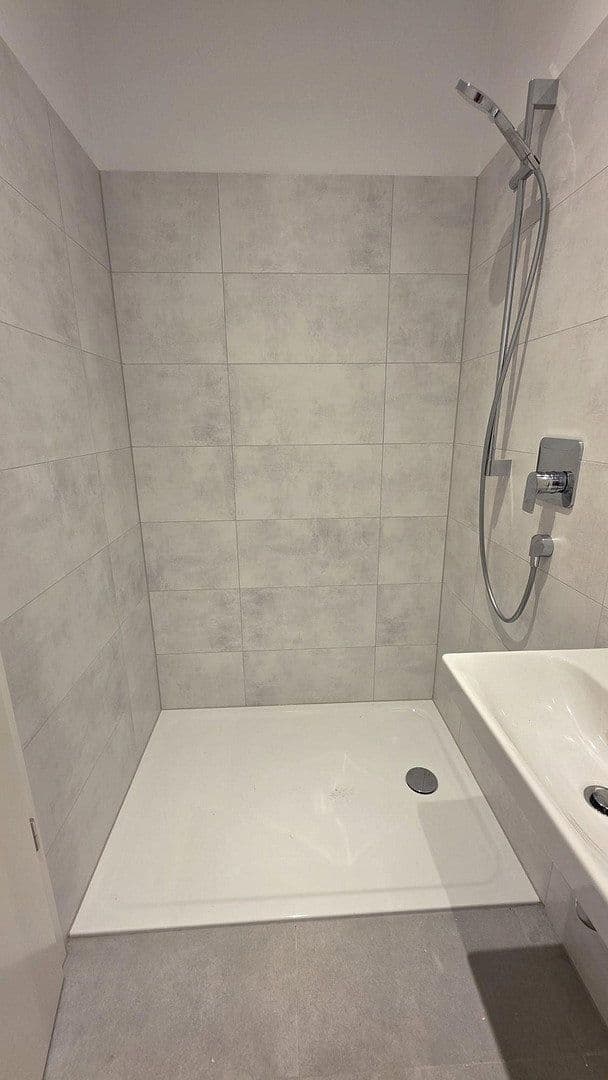 Pronájem bytu 4+1 114 m², Trier, Porýní-Falc Pronájem bytu 4+1 114 m², Trier, Porýní-Falc