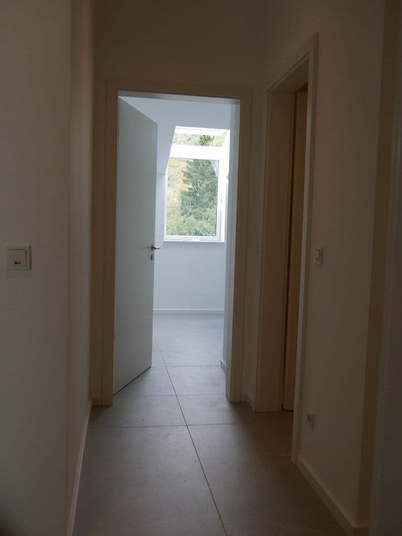 Pronájem bytu 4+1 114 m², Trier, Porýní-Falc Pronájem bytu 4+1 114 m², Trier, Porýní-Falc