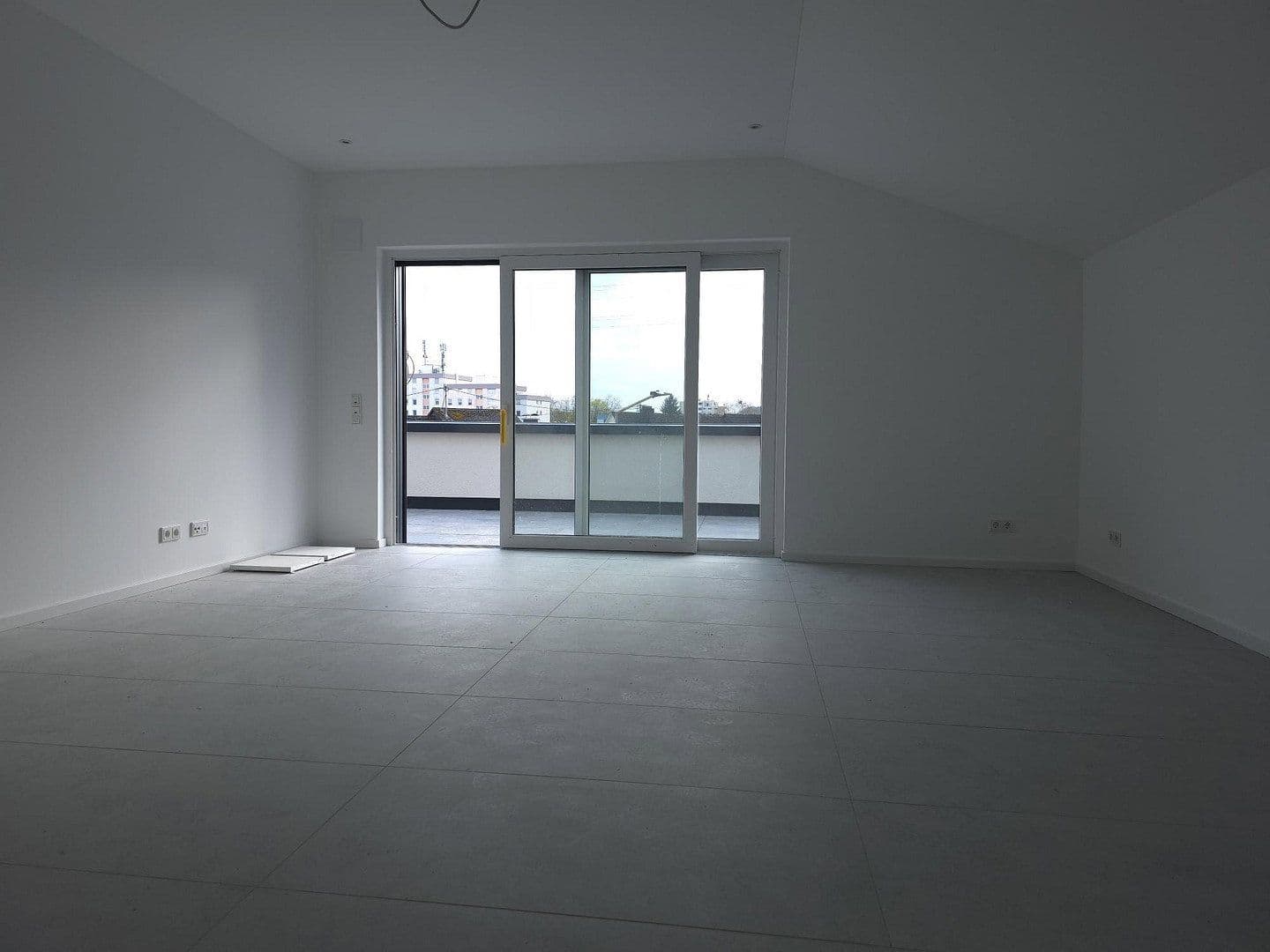 Pronájem bytu 4+1 114 m², Trier, Porýní-Falc Pronájem bytu 4+1 114 m², Trier, Porýní-Falc
