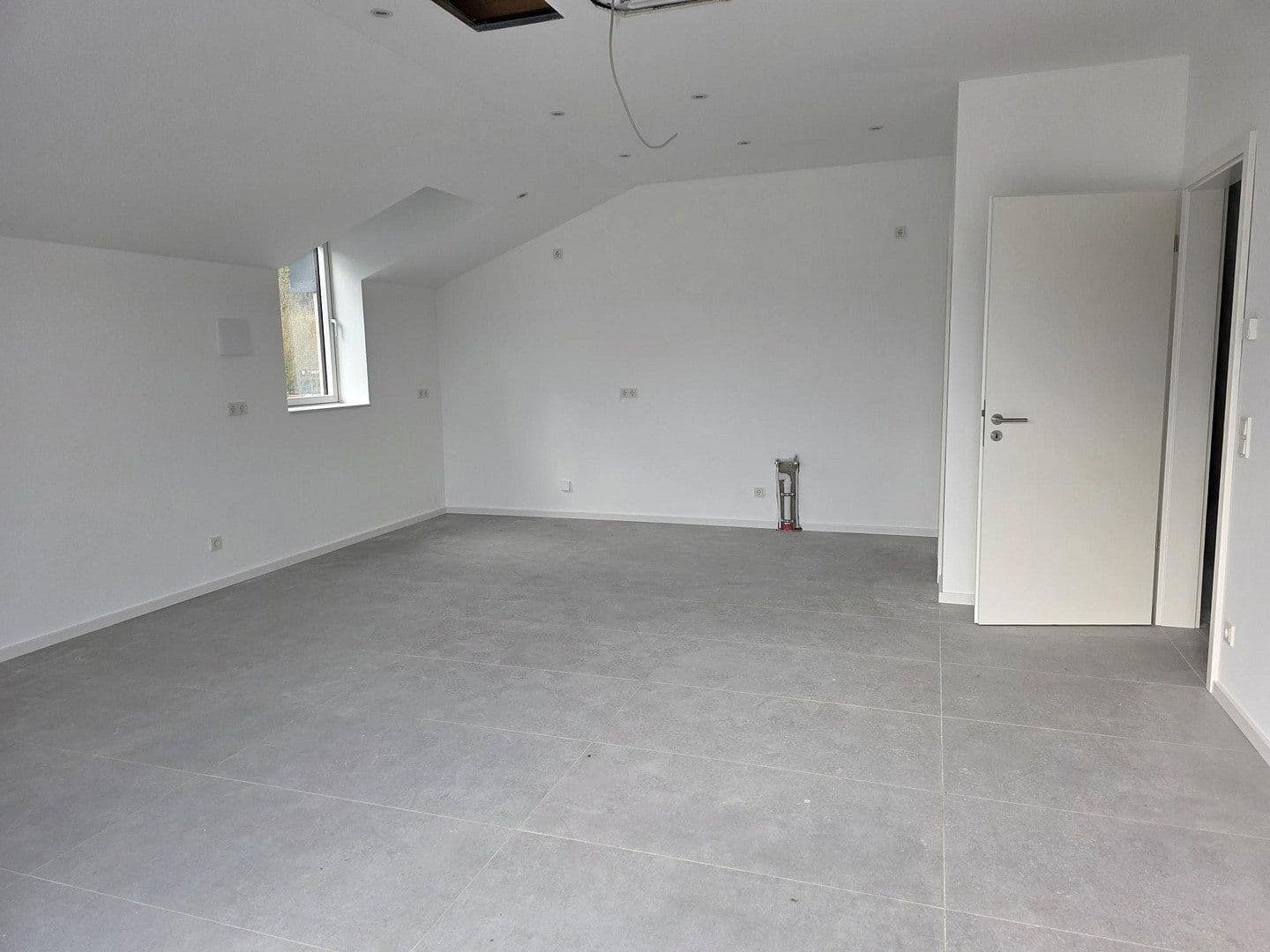 Pronájem bytu 4+1 114 m², Trier, Porýní-Falc Pronájem bytu 4+1 114 m², Trier, Porýní-Falc