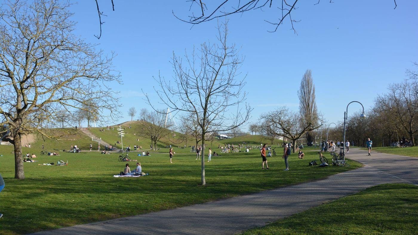 Pronájem bytu 1+1 25 m², Liebigstrasse 12, Karlsruhe, Bádensko-Württembersko Pronájem bytu 1+1 25 m², Liebigstrasse 12, Karlsruhe, Bádensko-Württembersko