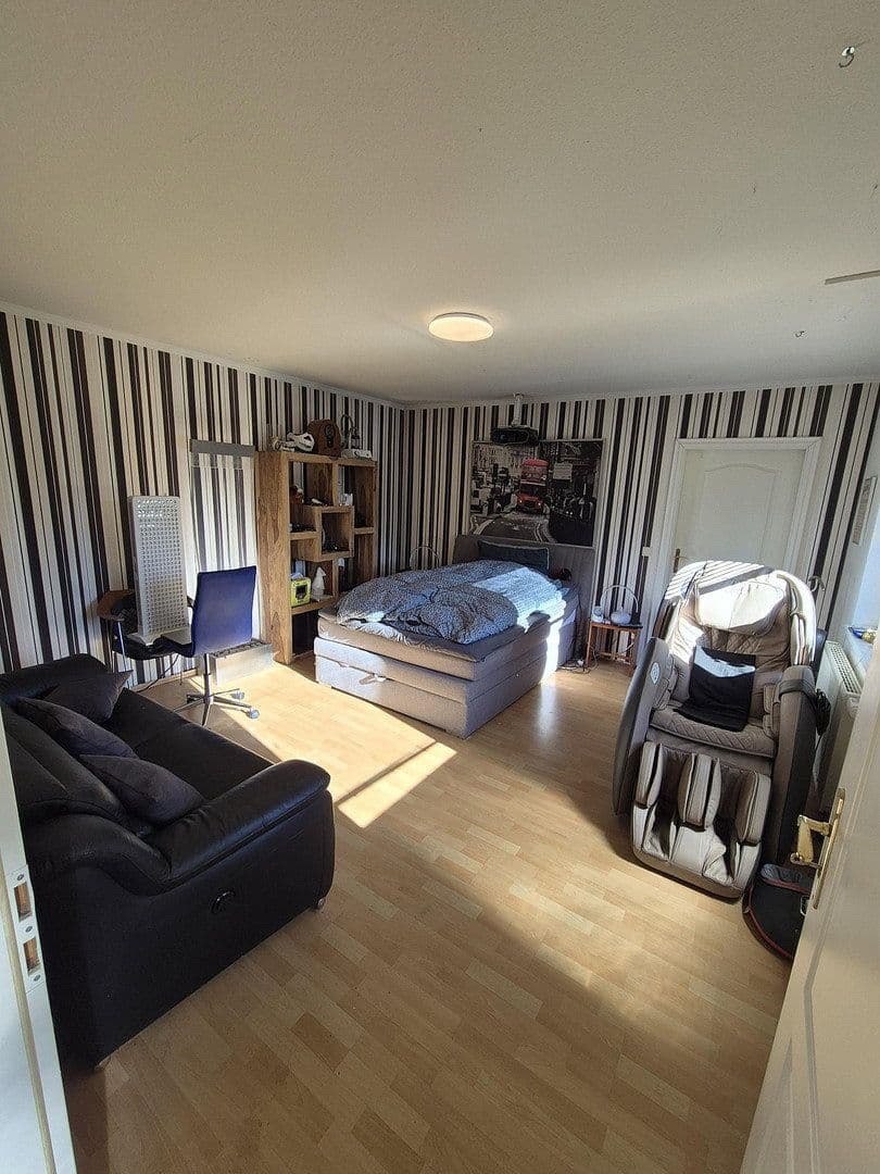Prodej domu 195 m², pozemek 2.069 m², Gorlosen, Mecklenburg-Vorpommern Prodej domu 195 m², pozemek 2.069 m², Gorlosen, Mecklenburg-Vorpommern