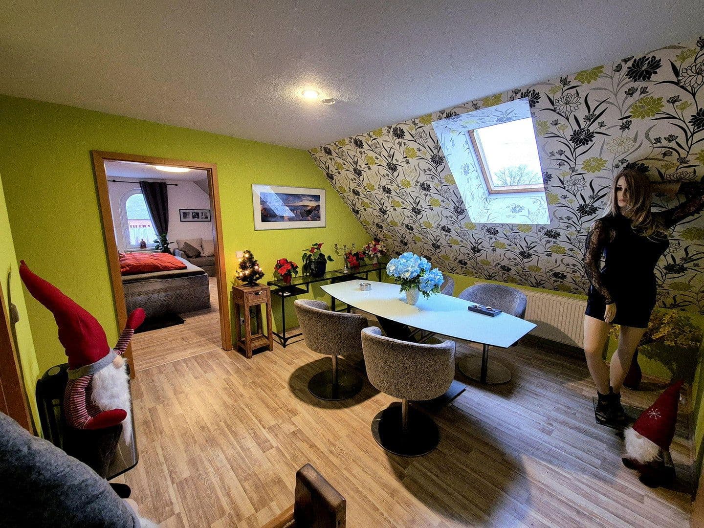 Prodej domu 195 m², pozemek 2.069 m², Gorlosen, Mecklenburg-Vorpommern Prodej domu 195 m², pozemek 2.069 m², Gorlosen, Mecklenburg-Vorpommern