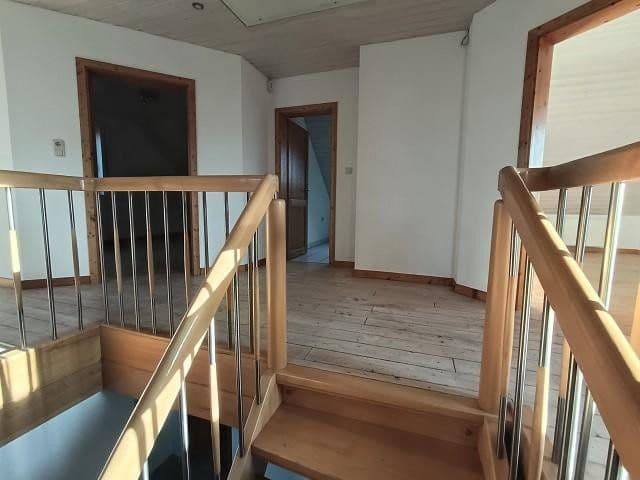 Prodej domu 124 m², pozemek 856 m², Frankenau, Hessen Prodej domu 124 m², pozemek 856 m², Frankenau, Hessen