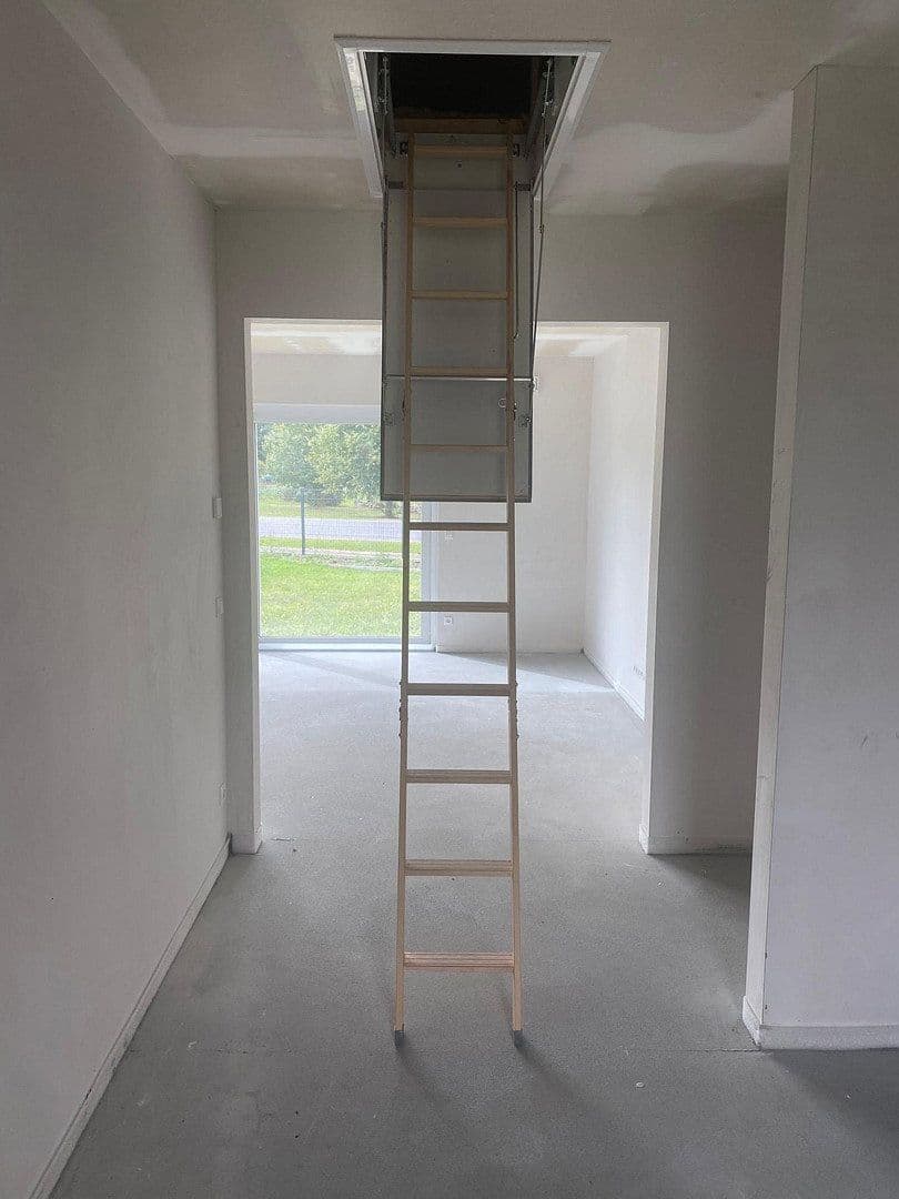 Prodej domu 109 m², pozemek 832 m², Ponnsdorfer Weg 4, Sonnewalde, Braniborsko Prodej domu 109 m², pozemek 832 m², Ponnsdorfer Weg 4, Sonnewalde, Braniborsko