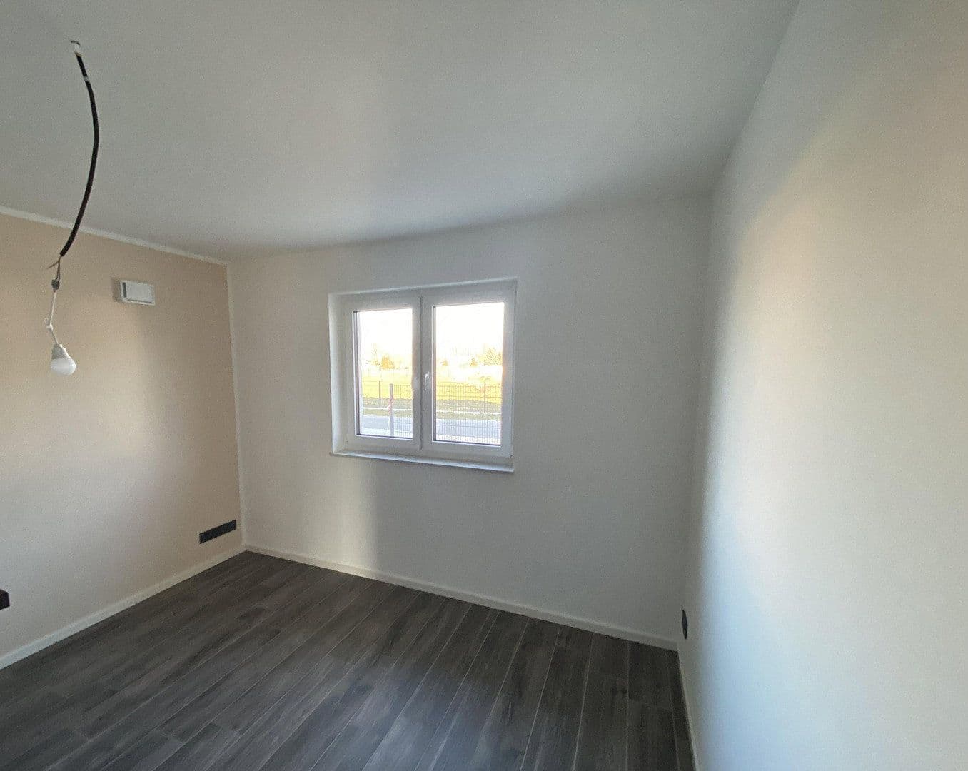 Prodej domu 151 m², pozemek 980 m², Ponnsdorfer Weg 4 A, Sonnewalde, Braniborsko Prodej domu 151 m², pozemek 980 m², Ponnsdorfer Weg 4 A, Sonnewalde, Braniborsko
