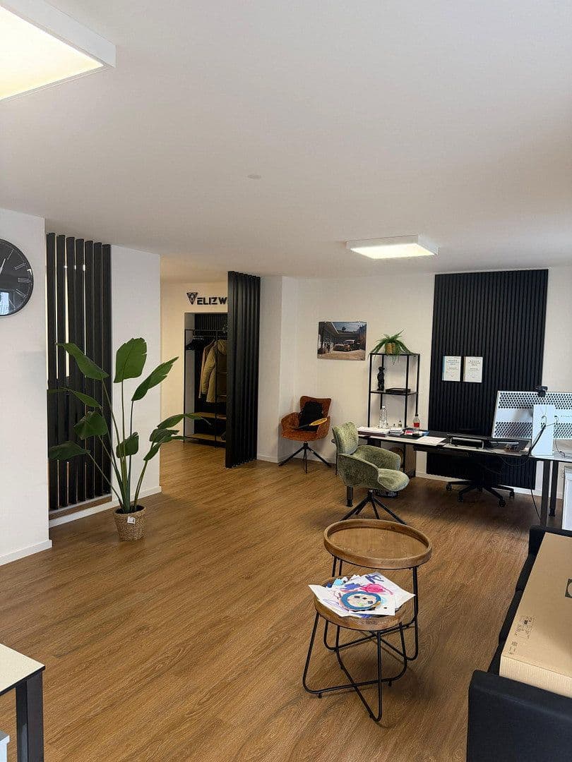 Pronájem kanceláře 90 m², Biblis, Hessen Pronájem kanceláře 90 m², Biblis, Hessen
