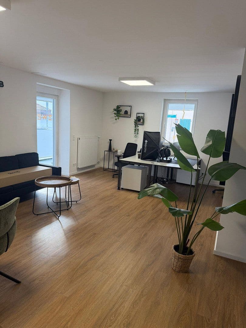 Pronájem kanceláře 90 m², Biblis, Hessen Pronájem kanceláře 90 m², Biblis, Hessen