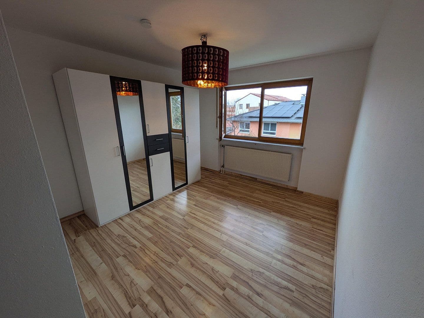Prodej bytu 2+1 60 m², Margaretenstr., 46a, Krailling, Bavorsko Prodej bytu 2+1 60 m², Margaretenstr., 46a, Krailling, Bavorsko