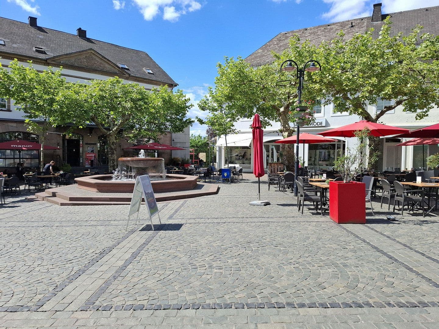 Pronájem nebytového prostoru 344 m², Am Schloßplatz 2, Sankt Wendel, Země Sársko Pronájem nebytového prostoru 344 m², Am Schloßplatz 2, Sankt Wendel, Země Sársko