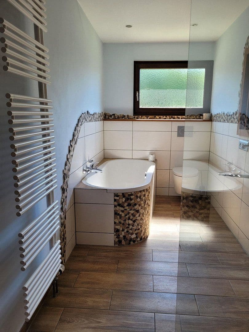Prodej domu 170 m², pozemek 650 m², Breslauerstraße 48, Mengen, Bádensko-Württembersko Prodej domu 170 m², pozemek 650 m², Breslauerstraße 48, Mengen, Bádensko-Württembersko