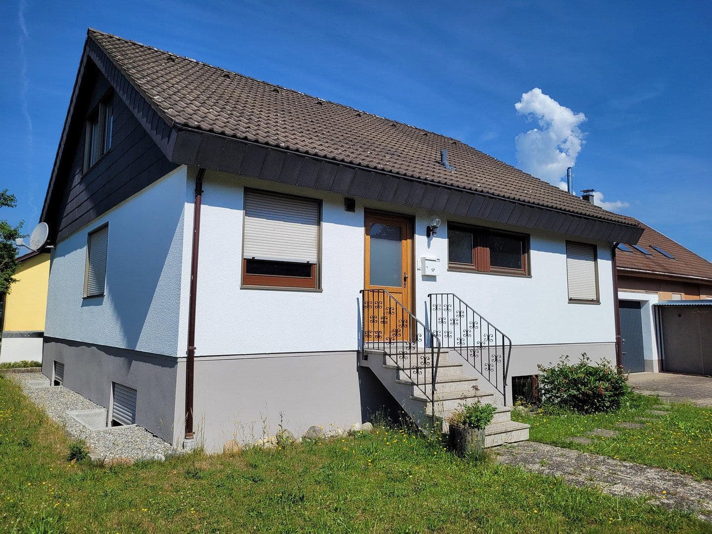 Prodej domu 170 m², pozemek 650 m², Breslauerstraße 48, Mengen, Bádensko-Württembersko Prodej domu 170 m², pozemek 650 m², Breslauerstraße 48, Mengen, Bádensko-Württembersko