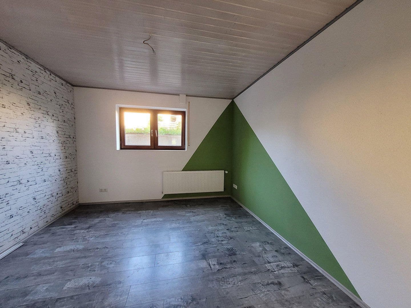 Prodej domu 170 m², pozemek 650 m², Breslauerstraße 48, Mengen, Bádensko-Württembersko Prodej domu 170 m², pozemek 650 m², Breslauerstraße 48, Mengen, Bádensko-Württembersko