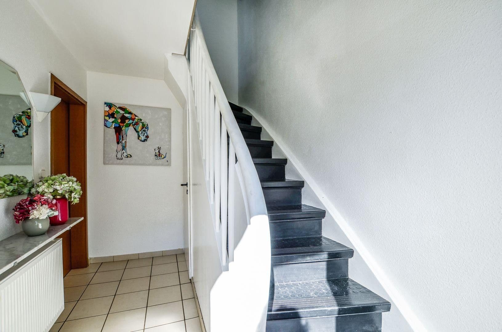 Prodej domu 220 m², pozemek 455 m², Jakob-Eulerstr.34, Bergisch Gladbach, Severní Porýní-Vestfálsko Prodej domu 220 m², pozemek 455 m², Jakob-Eulerstr.34, Bergisch Gladbach, Severní Porýní-Vestfálsko