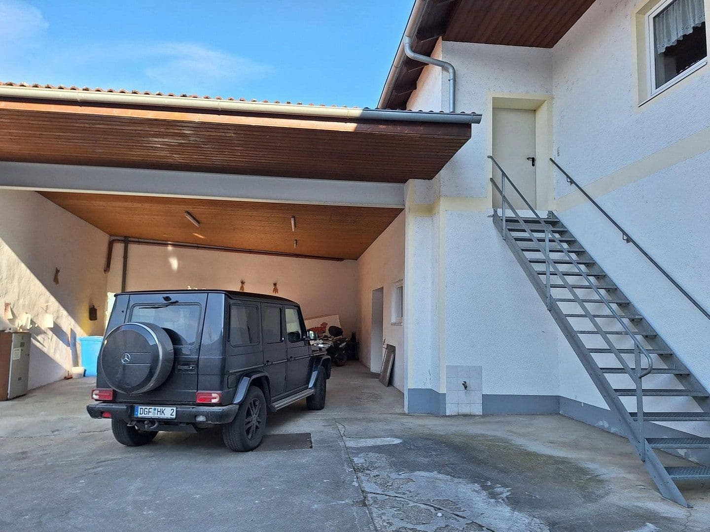 Prodej domu 383 m², pozemek 1.457 m², Schwaigener Str. 28, Mamming, Bavorsko Prodej domu 383 m², pozemek 1.457 m², Schwaigener Str. 28, Mamming, Bavorsko