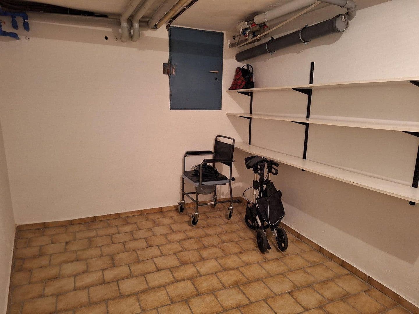 Prodej domu 383 m², pozemek 1.457 m², Schwaigener Str. 28, Mamming, Bavorsko Prodej domu 383 m², pozemek 1.457 m², Schwaigener Str. 28, Mamming, Bavorsko