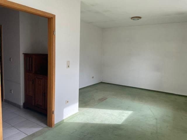 Prodej domu 157 m², pozemek 751 m², Kaiserslautern, Porýní-Falc Prodej domu 157 m², pozemek 751 m², Kaiserslautern, Porýní-Falc