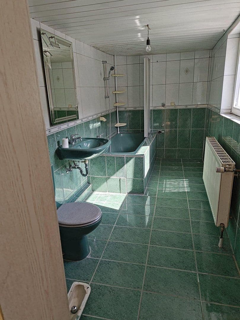Prodej domu 140 m², pozemek 414 m², Mainzerstrasse, Bodenheim, Porýní-Falc Prodej domu 140 m², pozemek 414 m², Mainzerstrasse, Bodenheim, Porýní-Falc