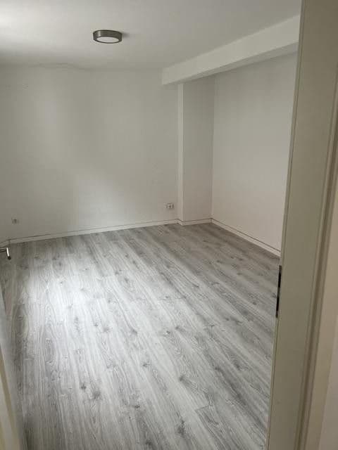 Prodej domu 140 m², pozemek 414 m², Mainzerstrasse, Bodenheim, Porýní-Falc Prodej domu 140 m², pozemek 414 m², Mainzerstrasse, Bodenheim, Porýní-Falc