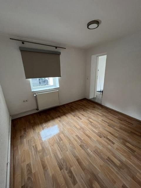 Prodej domu 140 m², pozemek 414 m², Mainzerstrasse, Bodenheim, Porýní-Falc Prodej domu 140 m², pozemek 414 m², Mainzerstrasse, Bodenheim, Porýní-Falc