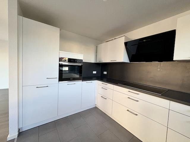 Pronájem bytu 3+1 84 m², Renningen, Bádensko-Württembersko Pronájem bytu 3+1 84 m², Renningen, Bádensko-Württembersko