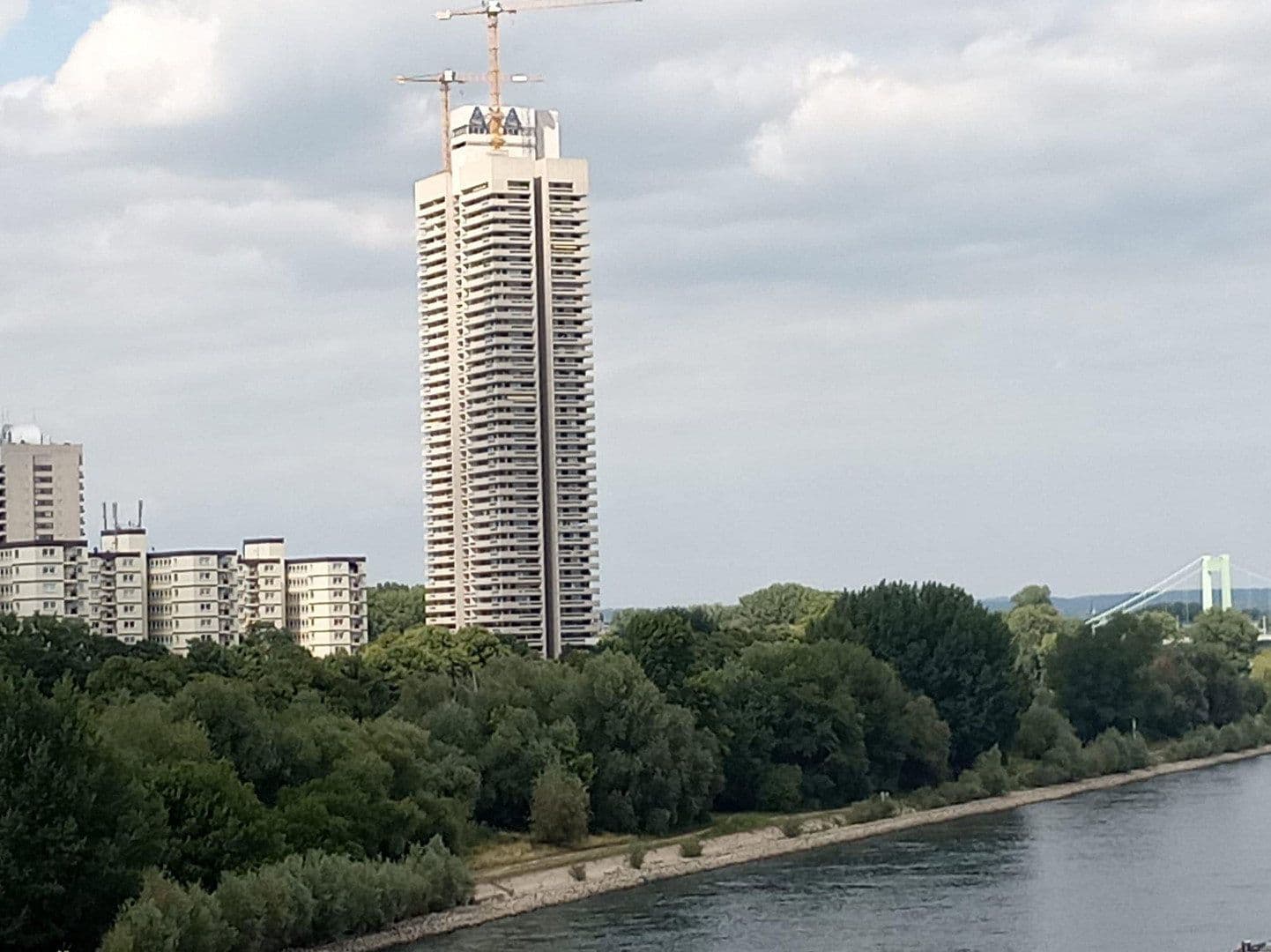 Pronájem bytu 2+kk 86 m², Köln, Severní Porýní-Vestfálsko Pronájem bytu 2+kk 86 m², Köln, Severní Porýní-Vestfálsko