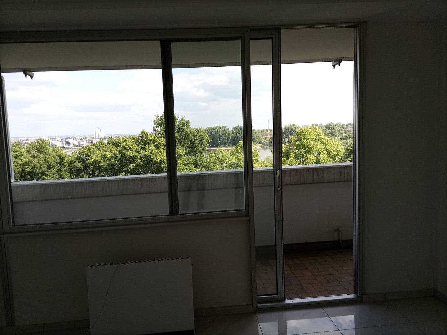 Pronájem bytu 2+kk 86 m², Köln, Severní Porýní-Vestfálsko Pronájem bytu 2+kk 86 m², Köln, Severní Porýní-Vestfálsko